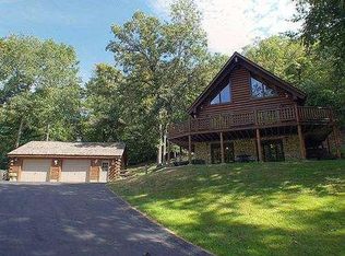 N1562 County Road G, La Crosse, WI 54614
