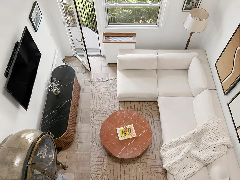 211 Thompson St #PHH — Photo 3