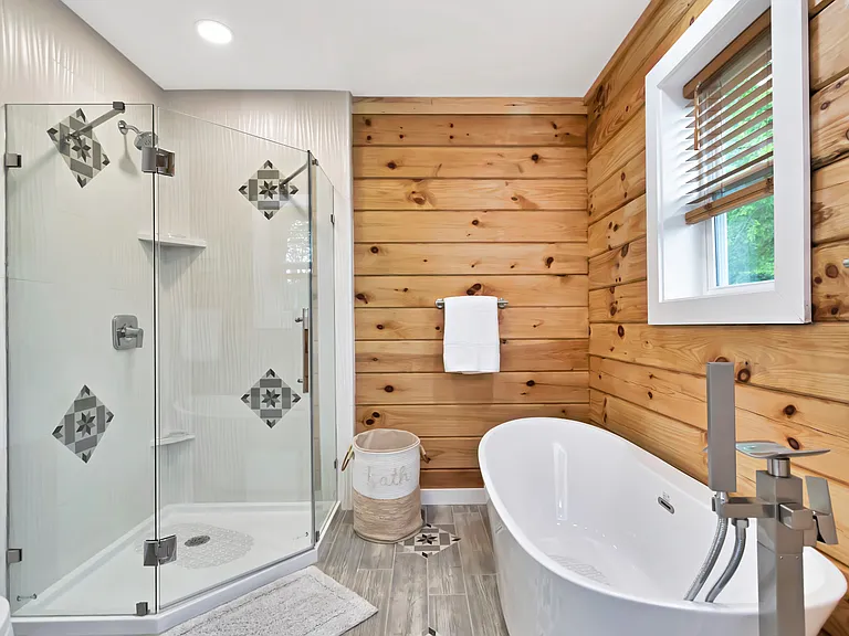 197 Rock Ledge Ln — Photo 18