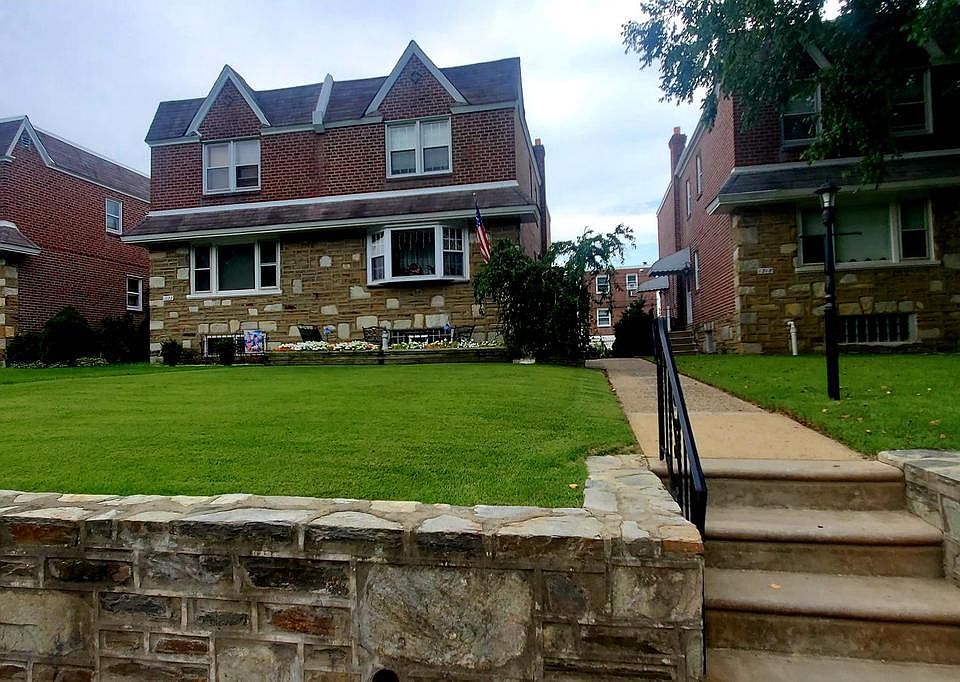 1st image of 1220 Stanwood St