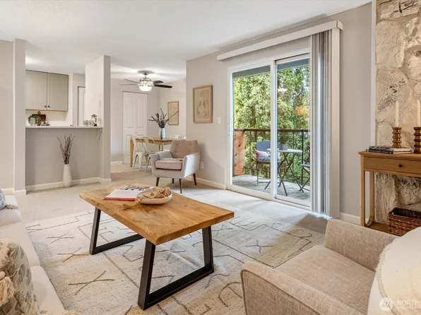 7317 224th Street SW #A4, Edmonds, WA 98026