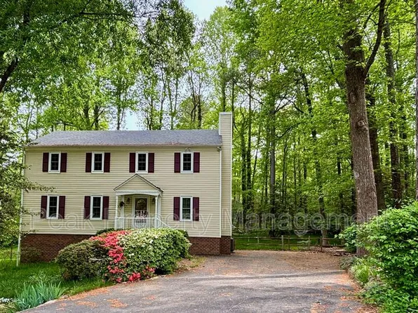 4203 Country Spring Ln, North Chesterfield, VA 23236