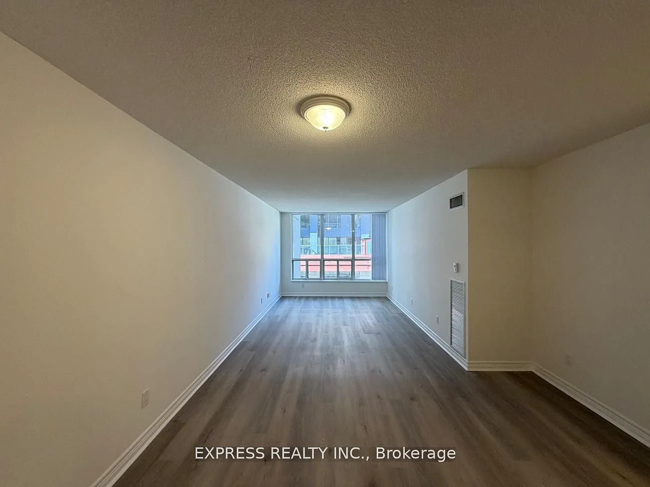 1 bed, $2,800 — Photo 4