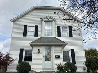 417 E Water St, Berne, IN 46711