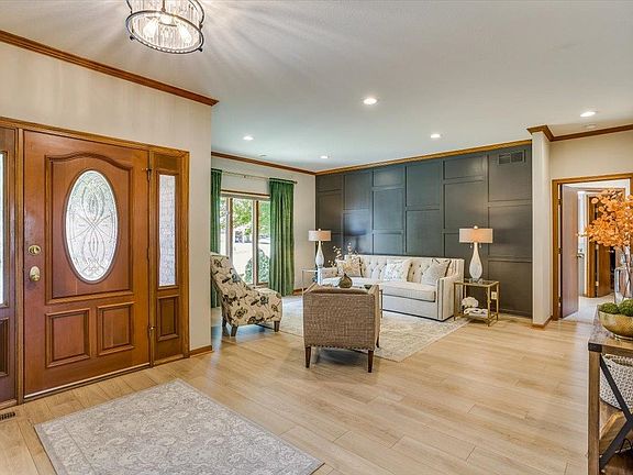 3rd image of 8406 E Oxford Cir