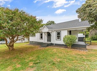 104 Woodman St, Morganton, NC 28655