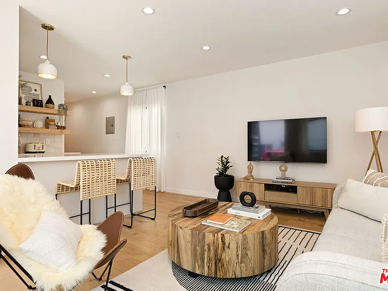 17 Sunset Ave #1 — Photo 7