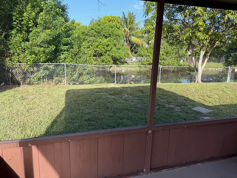 1240 SW 73rd Ave — Photo 25