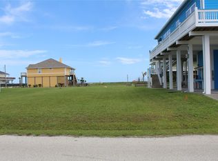 2114 Mills St, Crystal Beach, TX 77650