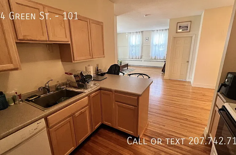 104 Green St #101 — Photo 9