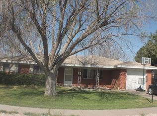 2002 Barnett Dr, Roswell, NM 88203