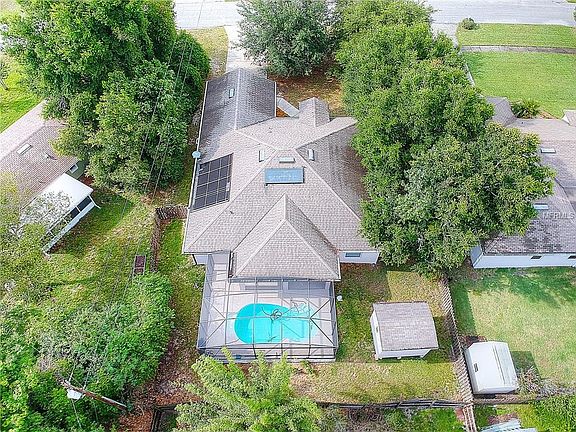 2nd image of 983 Sweetbrier Dr