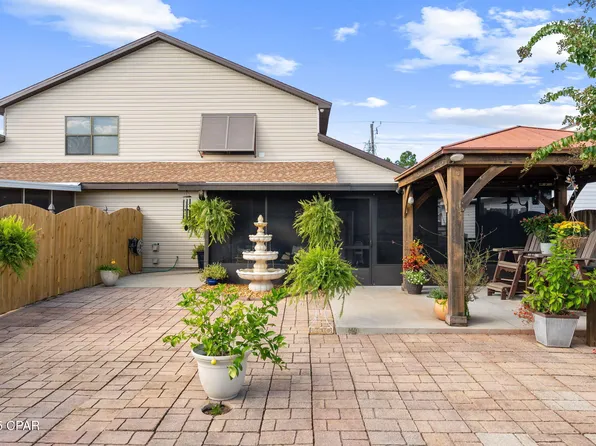 617 E 24th St, Lynn Haven, FL 32444