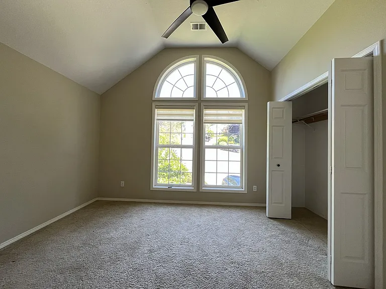 1922 NW New Hope Ct — Photo 47