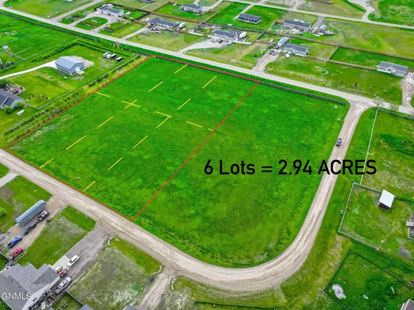 4829 Southview Ln, Williston, ND 58801