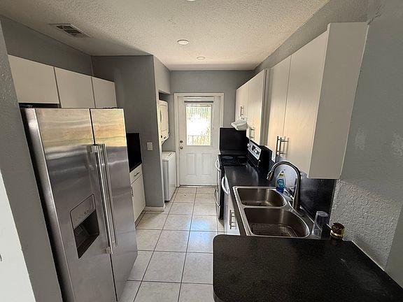 2nd image of 3382 W 80th St Unit 202