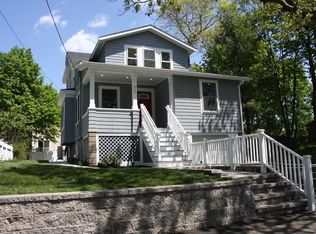 95 Rock Glen Rd, Medford, MA 02155