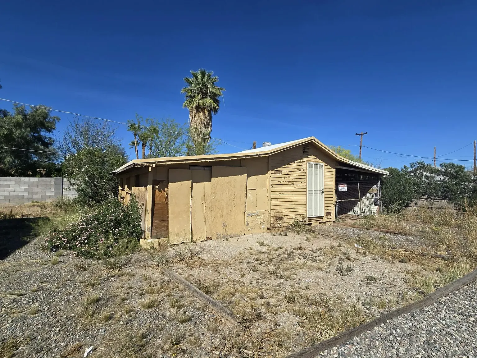 1 bed, 520 sqft, $1,200 — Photo 2