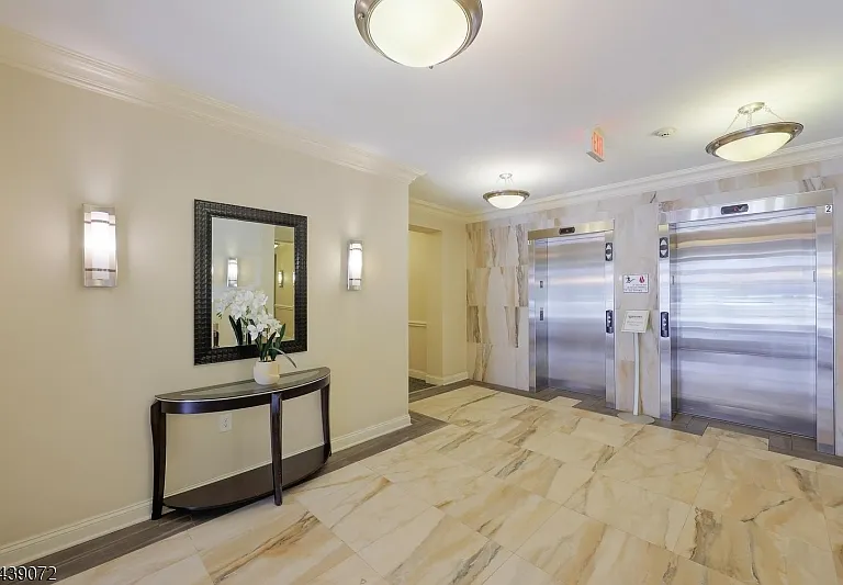 104 E Elizabeth Ave #303 — Photo 18
