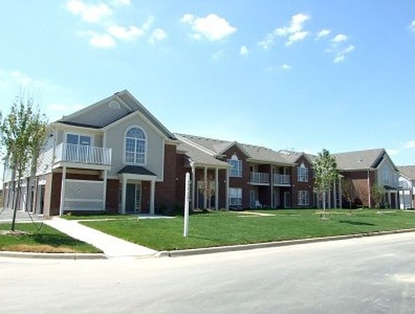 1st image of 51723 Adler Park Dr W