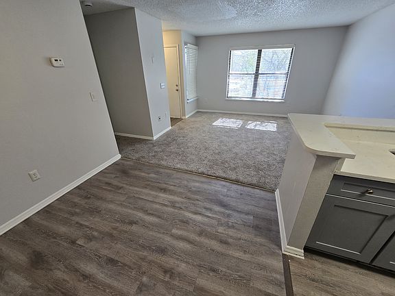 4th image of 5181 Westwinds Dr