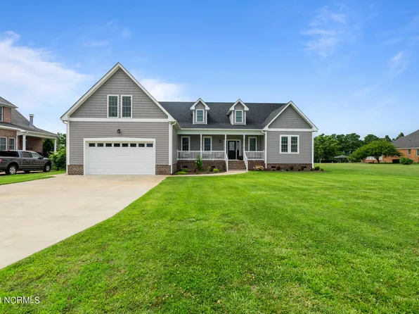 165 Pelican Pointe Drive, Elizabeth City, NC 27909