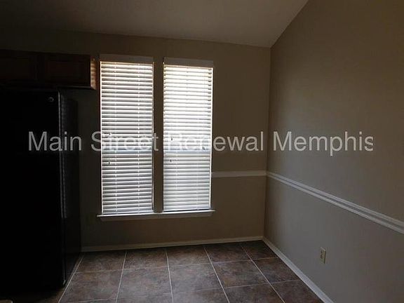 5th image of 5695 Jardin Pl