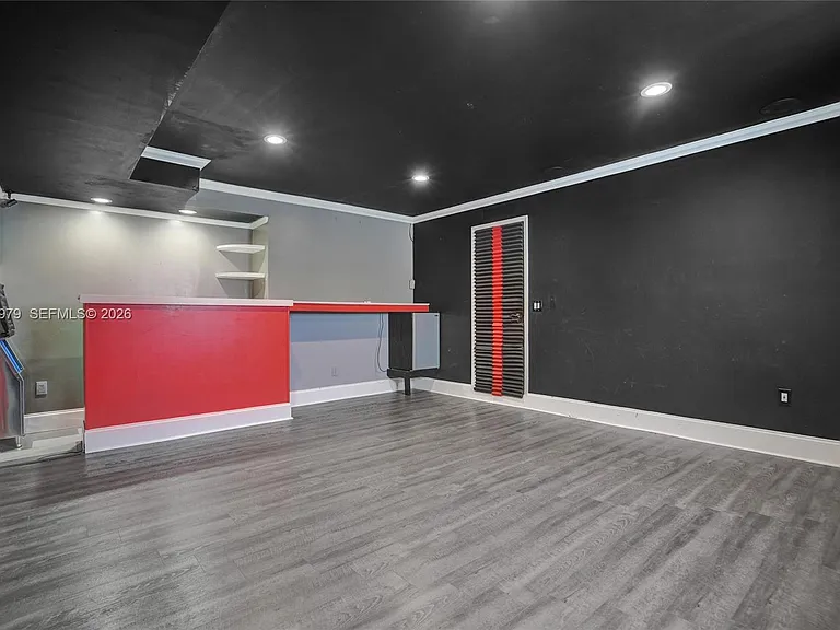 9240 SW 54th St — Photo 27
