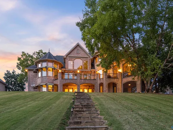 12955 Saint Andrew Dr, Athens, AL 35611