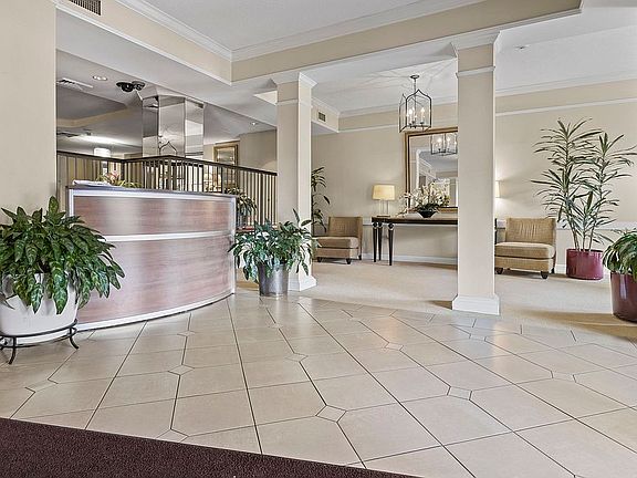 3rd image of 2100 Lee Hwy APT 113