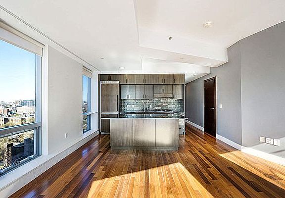 3rd image of 150 Myrtle Ave 1803 #1803