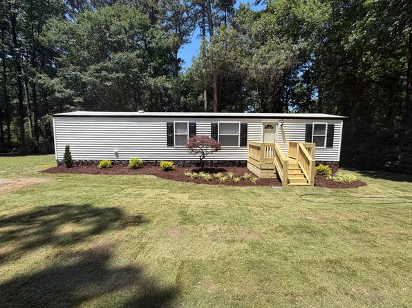 1435 Landmark Rd, Willow Spring, NC 27592