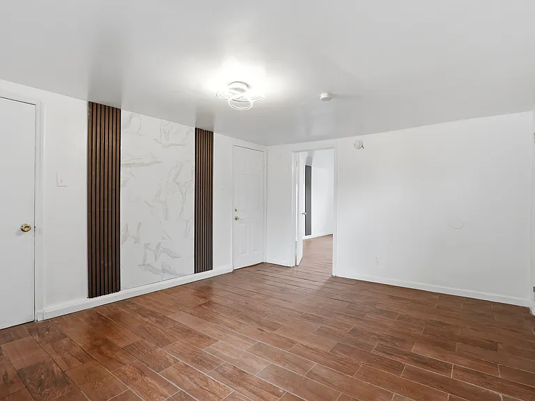 250 E Girard Ave #2 — Photo 2