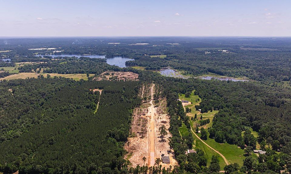 2nd image of 277 Timber Crossing Dr