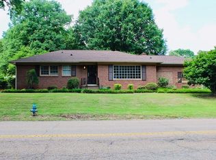 819 W Forest Ave, Jackson, TN 38301