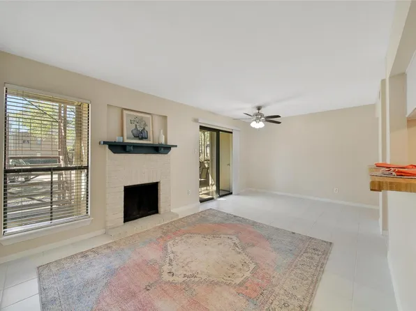 3500 Tangle Brush Dr APT 72, Spring, TX 77381