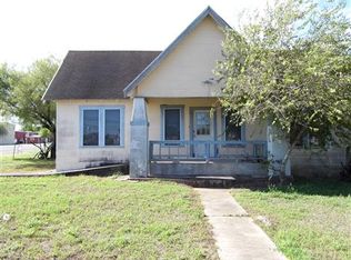 101 W Dannelly St, Hebbronville, TX 78361