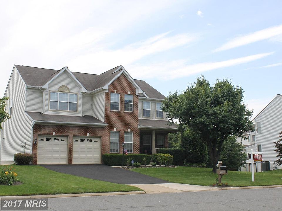 1st image of 20600 Breezyhill Dr