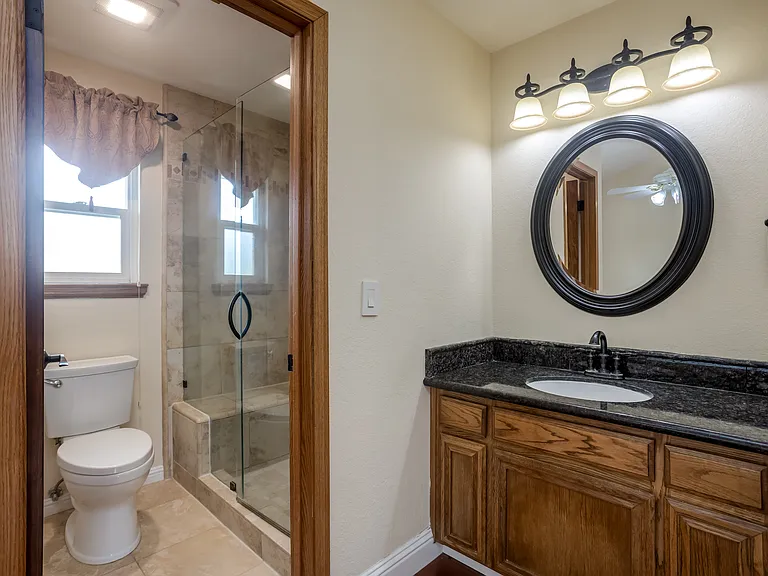 2256 Emerald Hills Cir — Photo 18