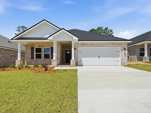 98 Spooner St, Defuniak Springs, FL 32433
