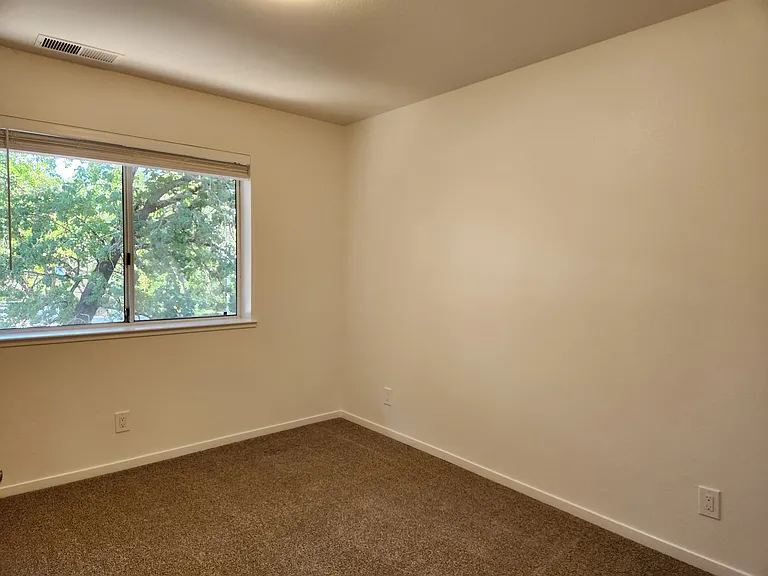 2179 Zinfandel Ave — Photo 19