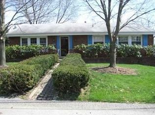 344 Fielding Dr, Pittsburgh, PA 15235