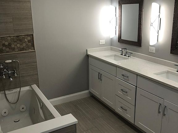 5th image of 3333 W Columbia Ave APT 1