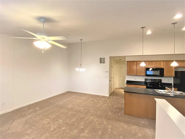 Fox Ridge — Photo 16
