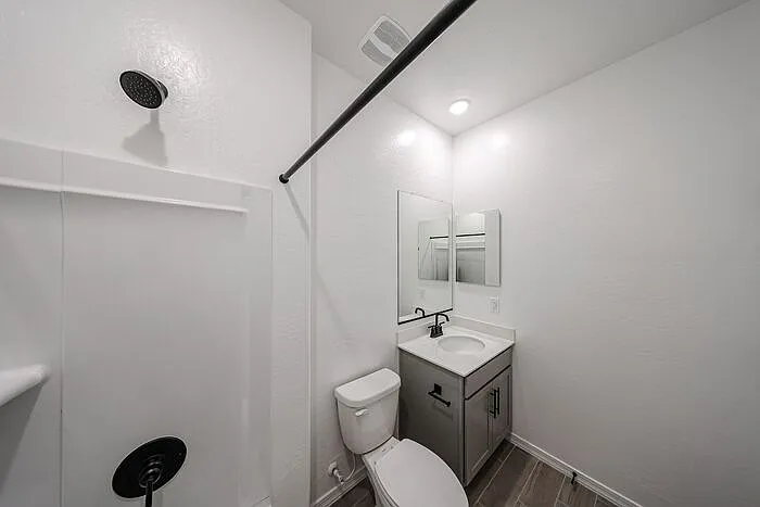 5633 W McNeil St — Photo 37