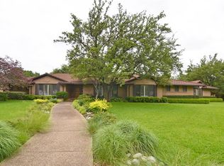 11271 Russwood Cir, Dallas, TX 75229