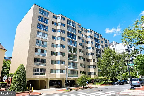 922 24th St NW #711 Photo 1