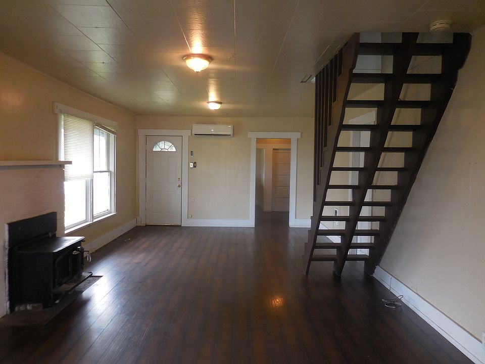 Living/ Dining Room