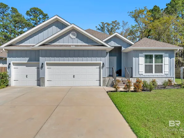 1262 Holland St, Gulf Shores, AL 36542