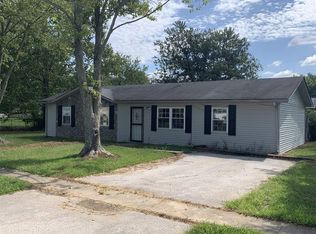 2838 Colonial Dr, Radcliff, KY 40160